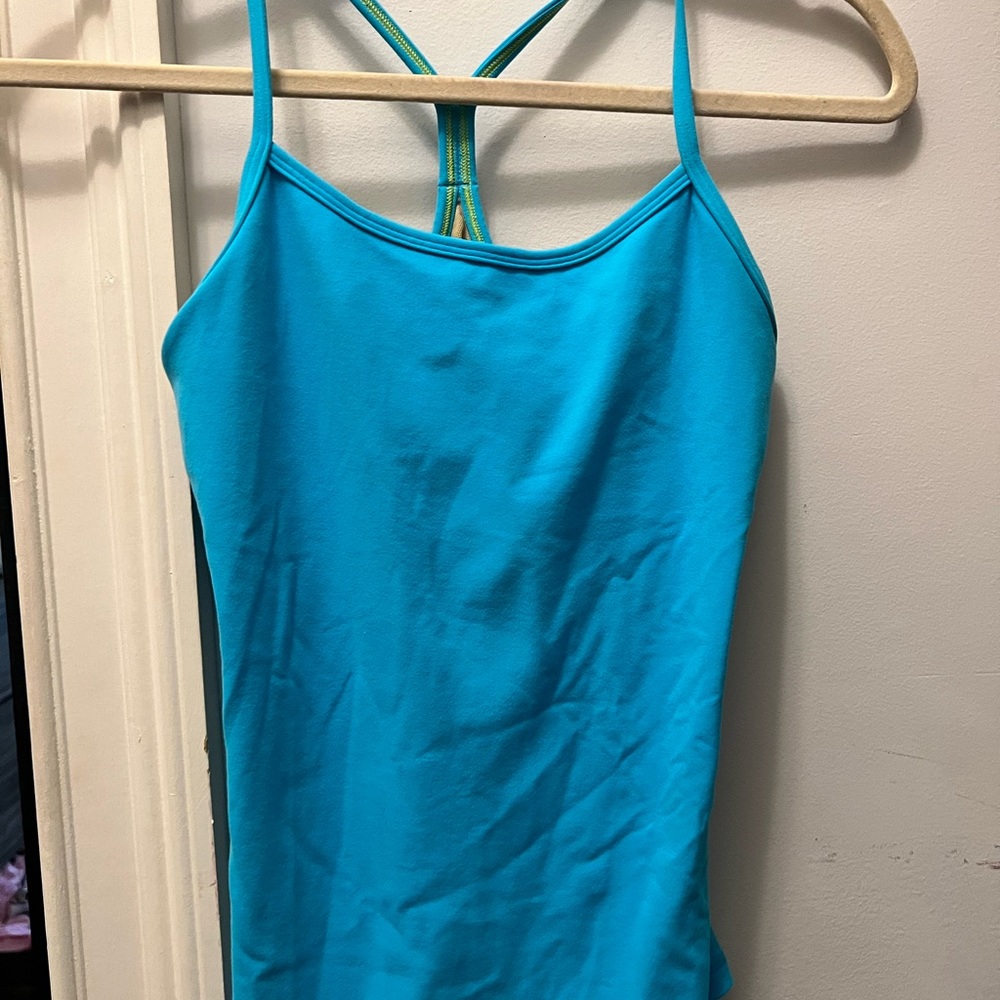 BUNDLE of EUC Lululemon Tops
